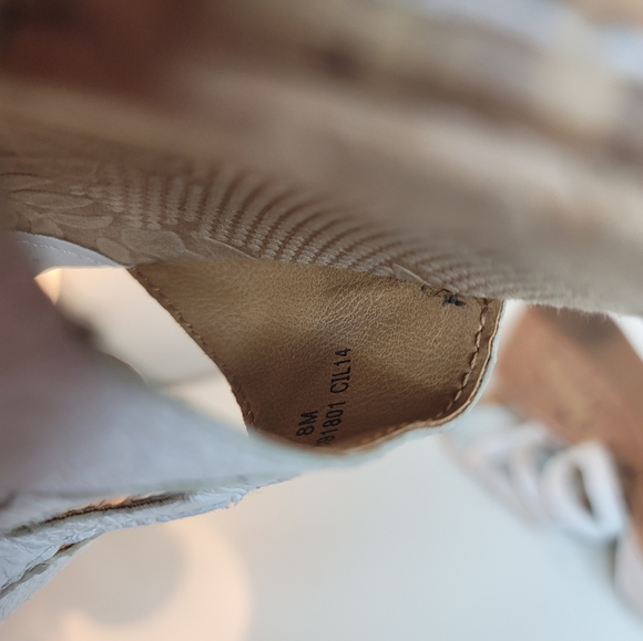 BOC Born Concept Women's Cork Sole Wedge Sandals Size 8 - Picture 5 of 5